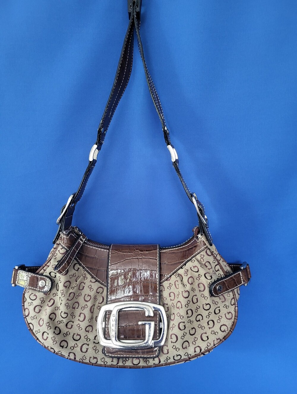 Vintage Y2K Guess Monogram Canvas Croc Buckle Slouchy Baquette Bag Brown purse